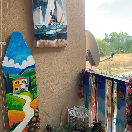 студия мир авангарда דירה