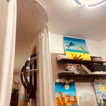 Apartman студия мир авангарда *