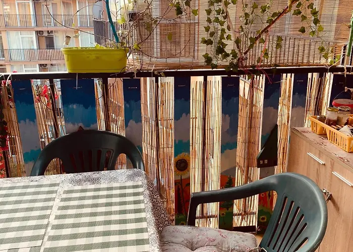 Apartment студия мир авангарда